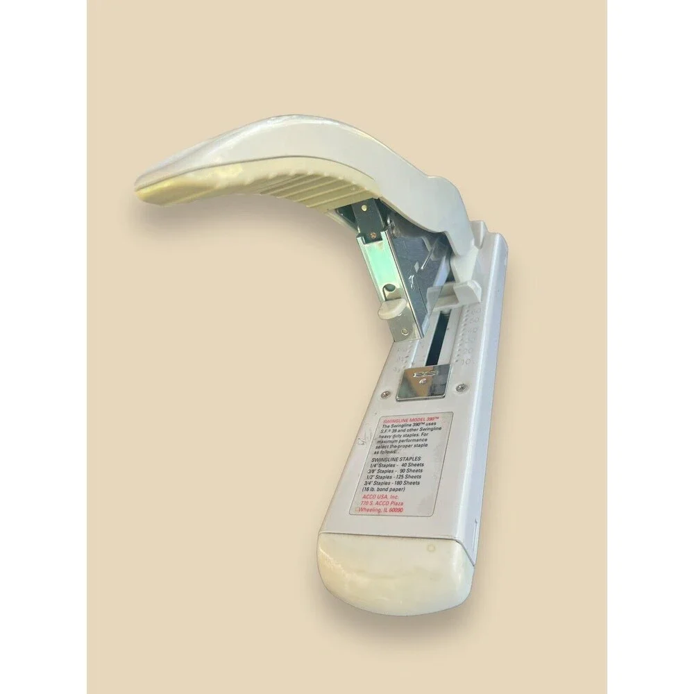 Swingline Model 390 Heavy Duty Stapler 160 Sheet Capacity 1/4 to 3/4 Staples